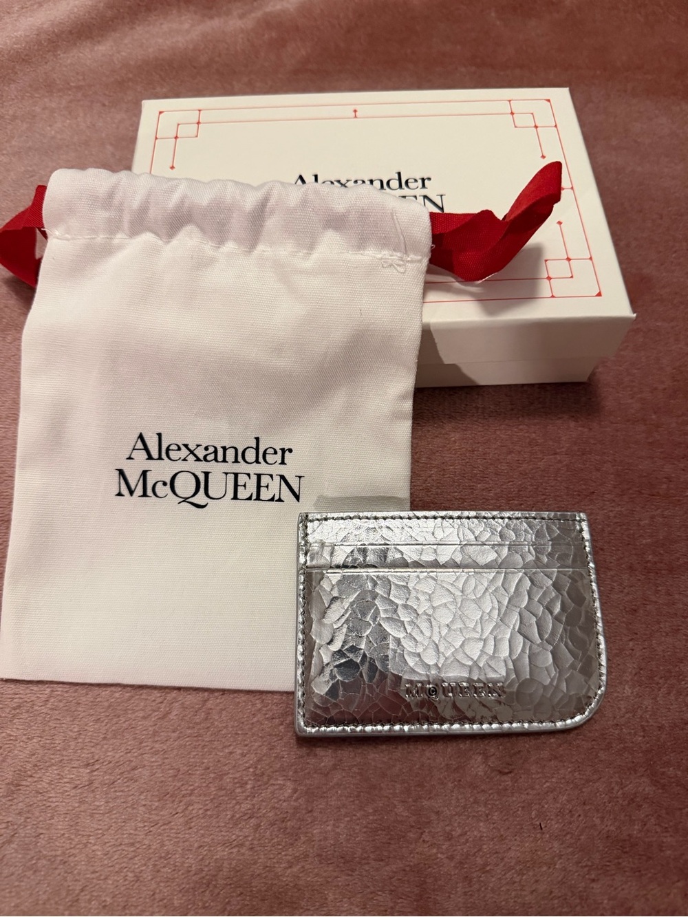 New/unused Alexander McQUEEN Silver Textured Leather Card Holder